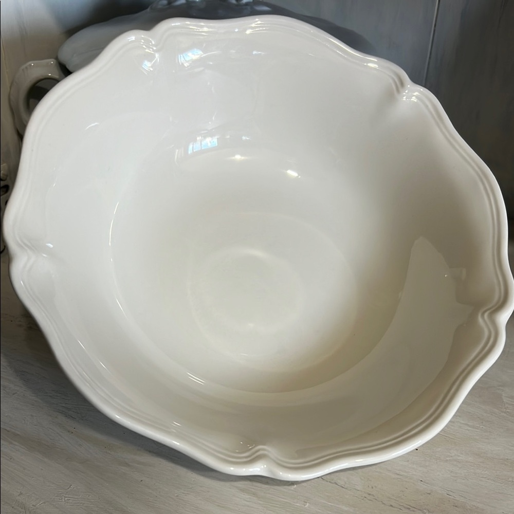 Ironstone serving bowl